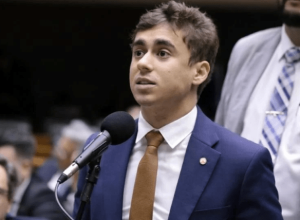 Nikolas-Ferreira-votou-a-favor-da-PEC-da-Blindagem-Foto-Kayo-Magalhaes-Camara-dos-Deputados