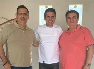 Screenshot_2025-05-03-11-36-01-696_com.miui.gallery-edit