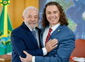 Veneziano-mantem-reuniao-com-Lula-em-Brasilia-e-pr0021550600202601081814-8
